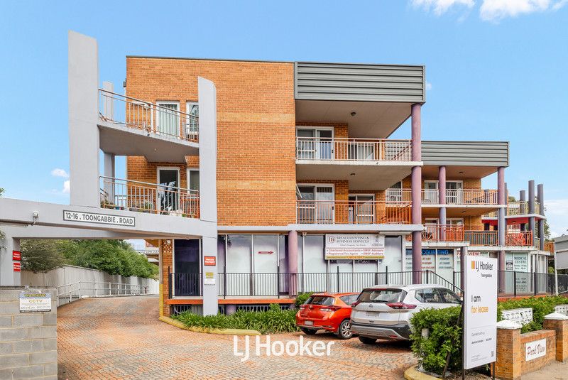 2 bedrooms Apartment / Unit / Flat in 17/12-16 Toongabbie Road TOONGABBIE NSW, 2146