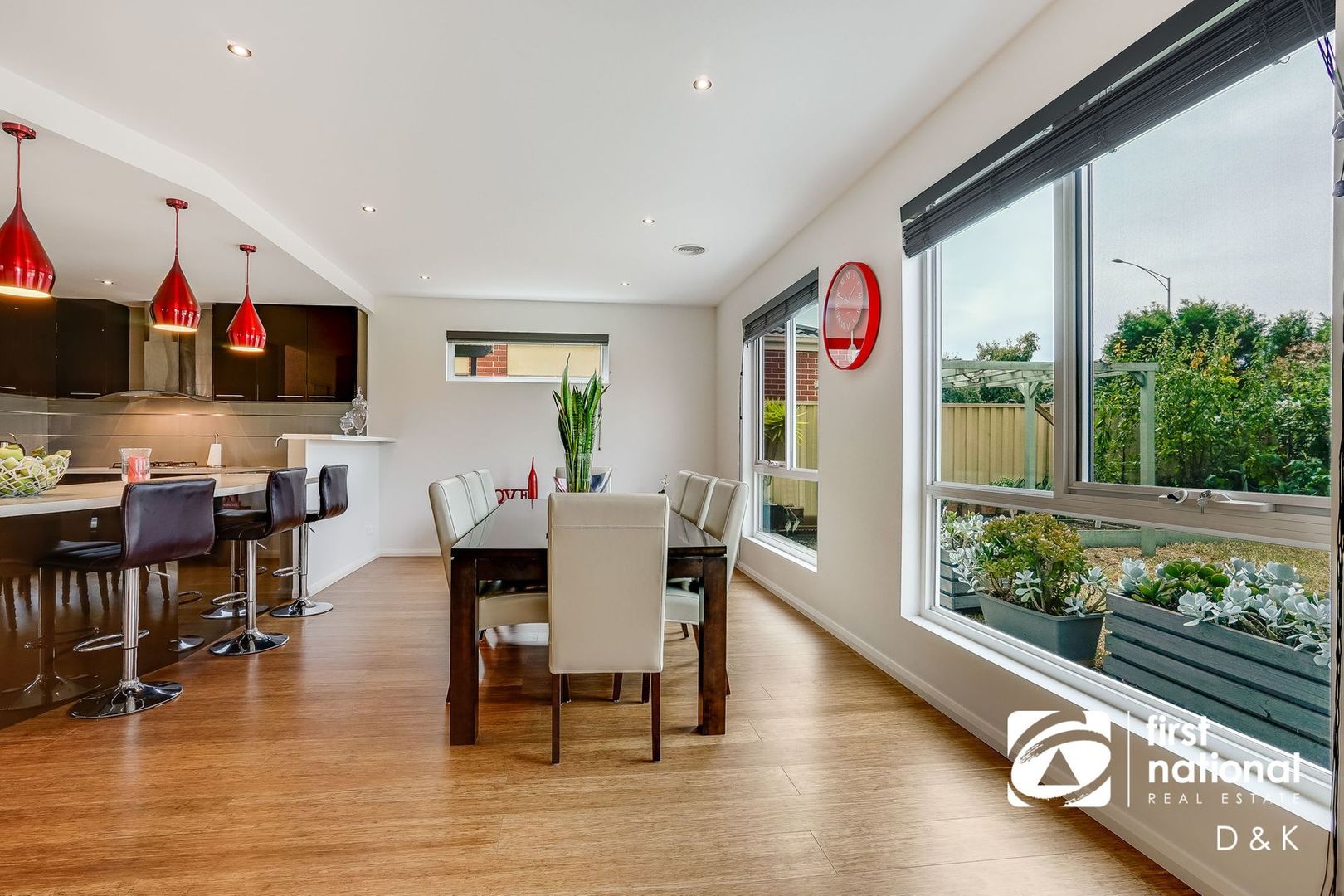 15 Aberfeldie Way, Caroline Springs VIC 3023, Image 2