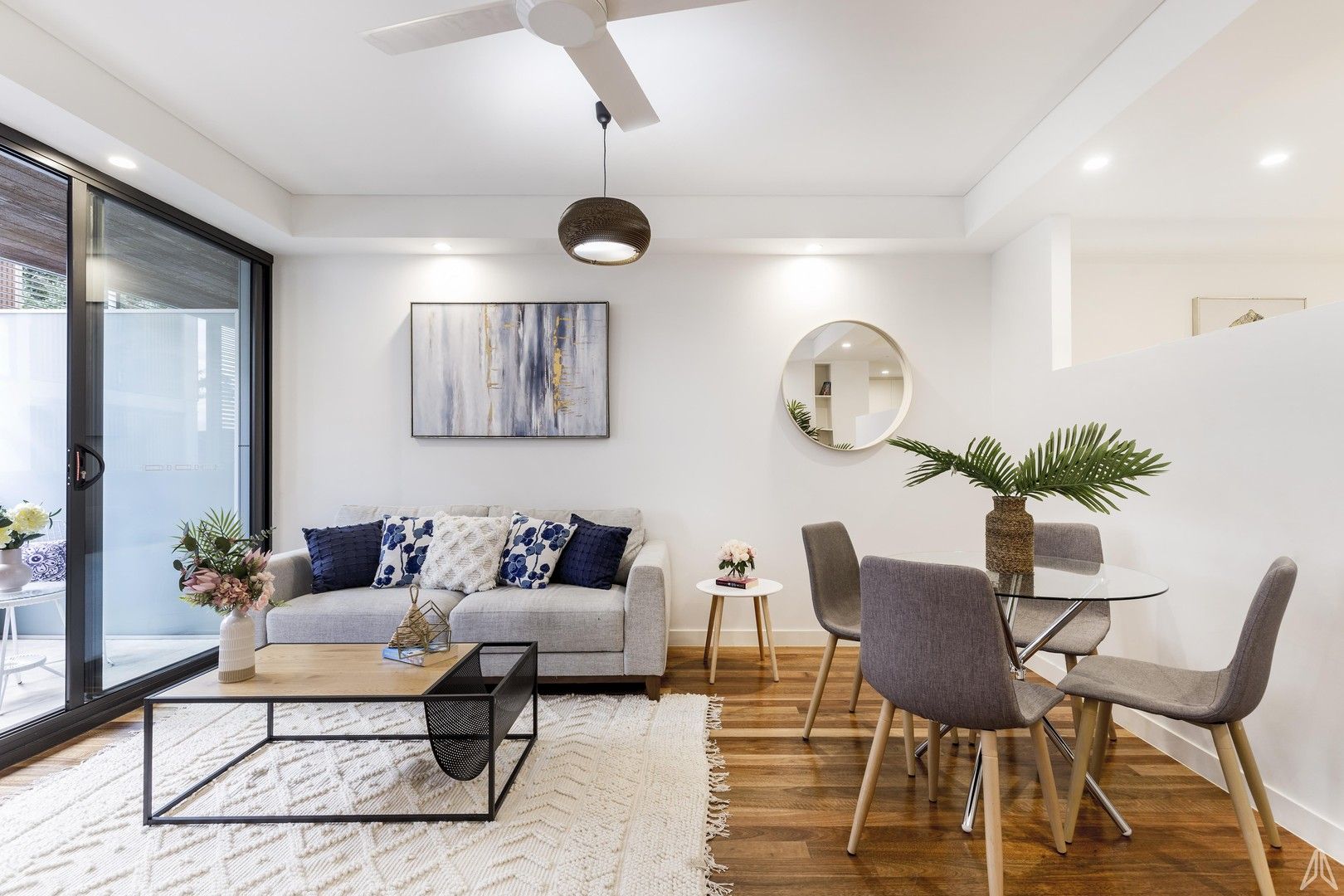 1 bedrooms Apartment / Unit / Flat in 208/1A Eden St NORTH SYDNEY NSW, 2060