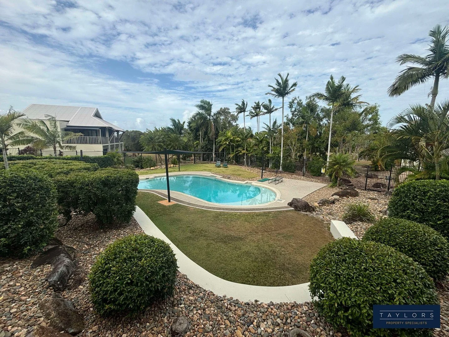 1453 Cascade Condominium Kunapipi Rd, Laguna Quays QLD 4800