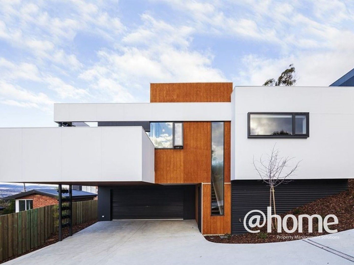 3 bedrooms Townhouse in 2/4 Ashleigh Avenue WEST LAUNCESTON TAS, 7250