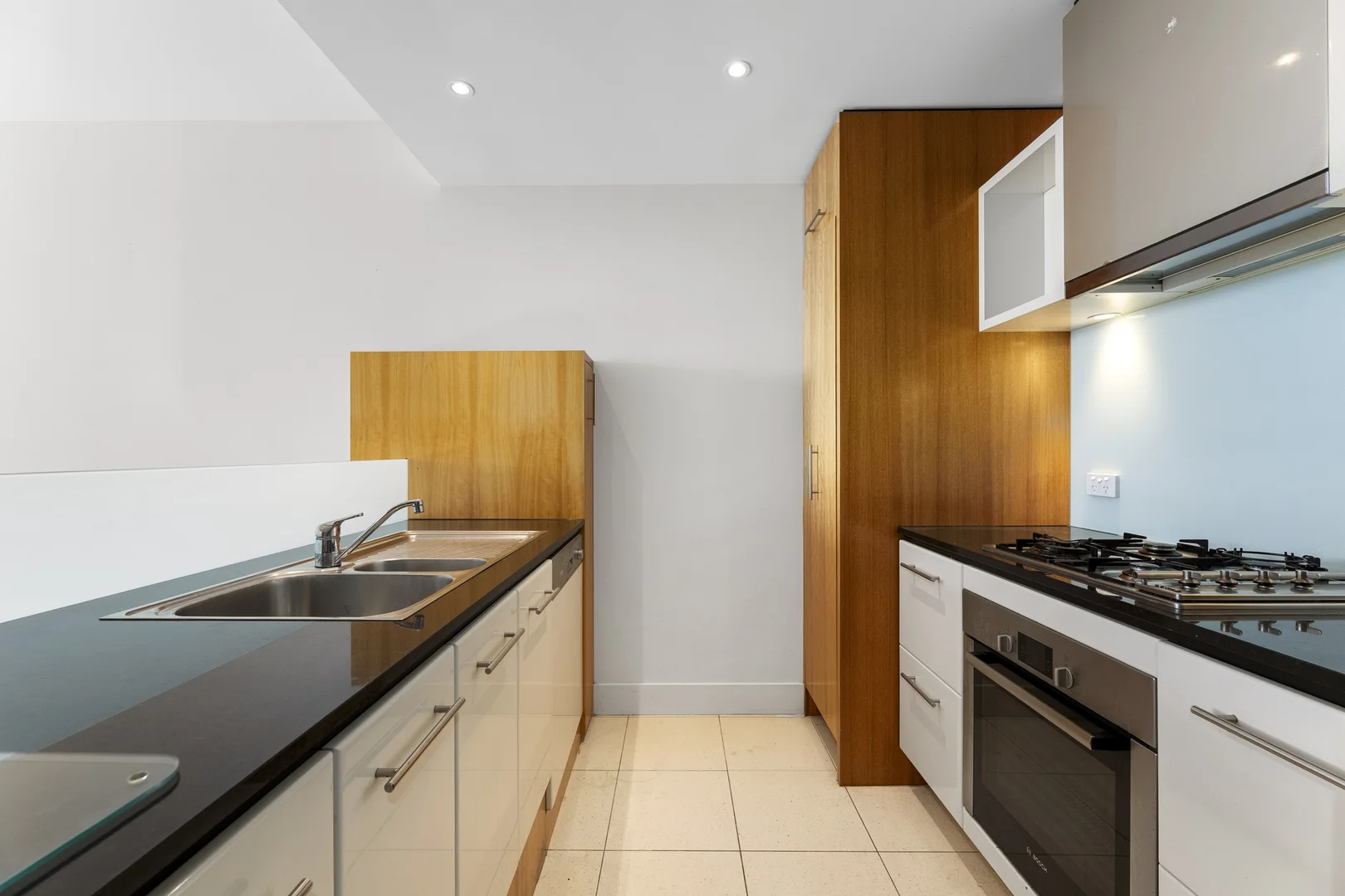 Additional image 4 of 701/1 Powlett Street, East Melbourne VIC 3002