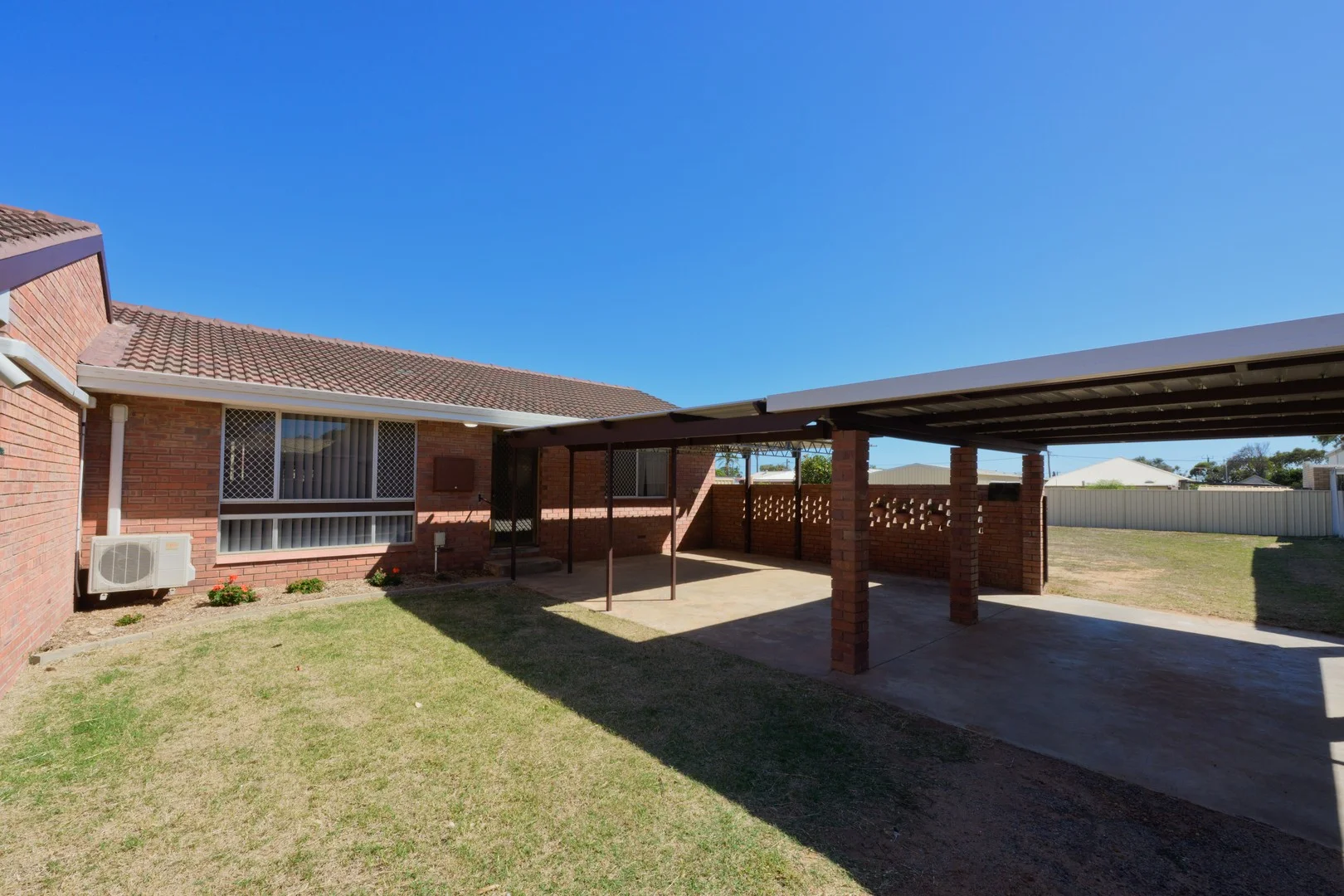 279B Fifth Street, Wonthella WA 6530