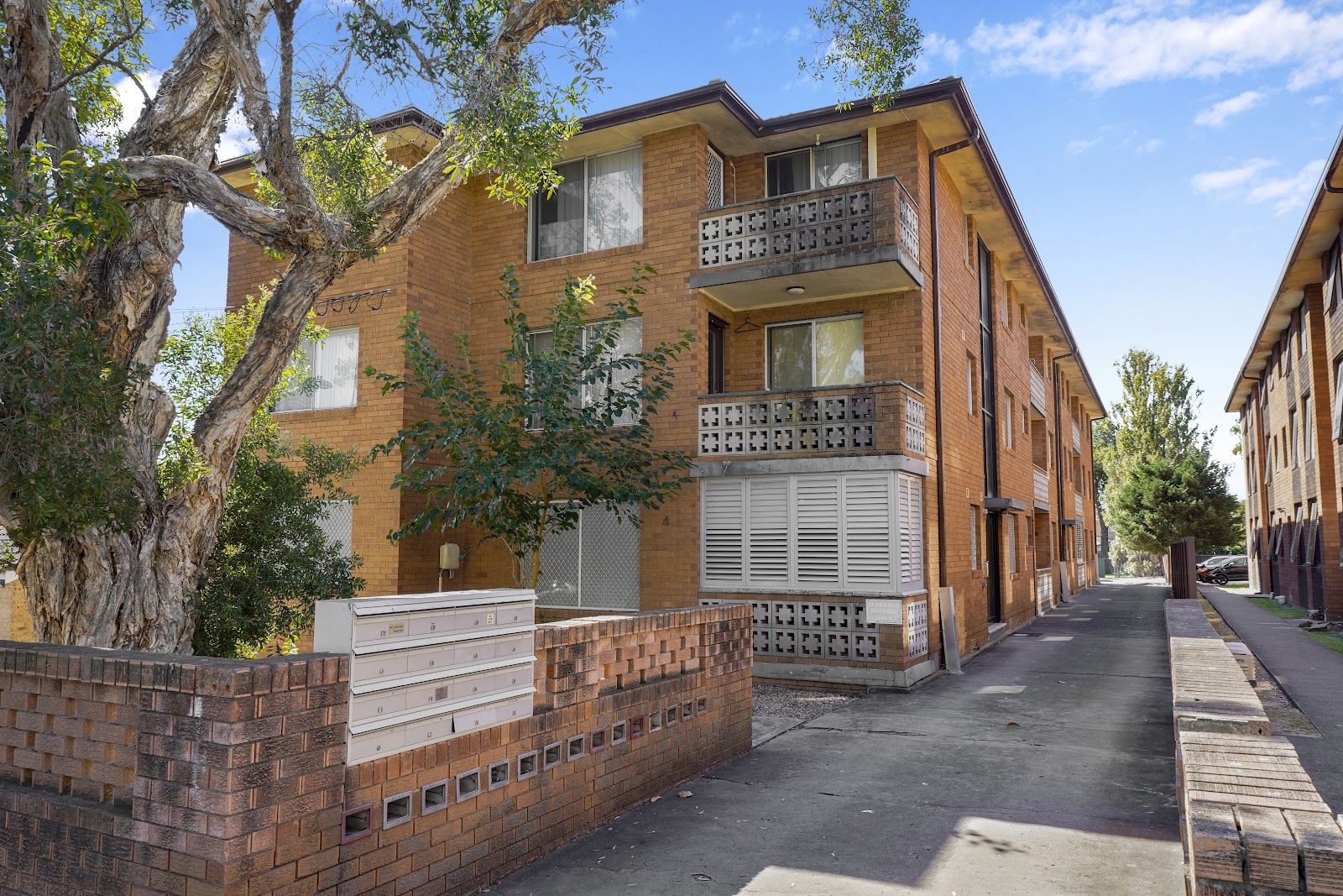 2 bedrooms Apartment / Unit / Flat in 15/4 Childs Street LIDCOMBE NSW, 2141