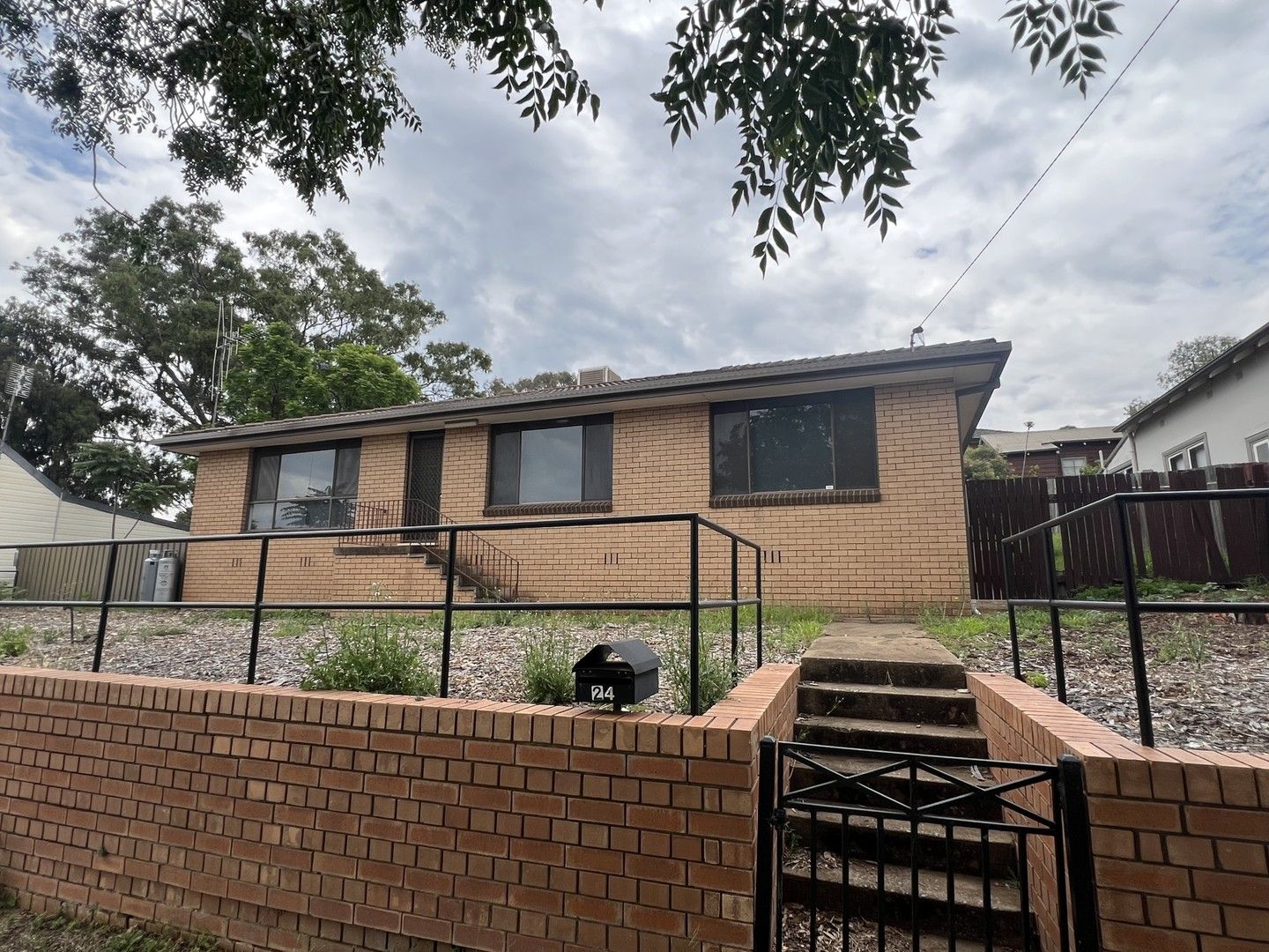 3 bedrooms House in 24 Forster Street PARKES NSW, 2870