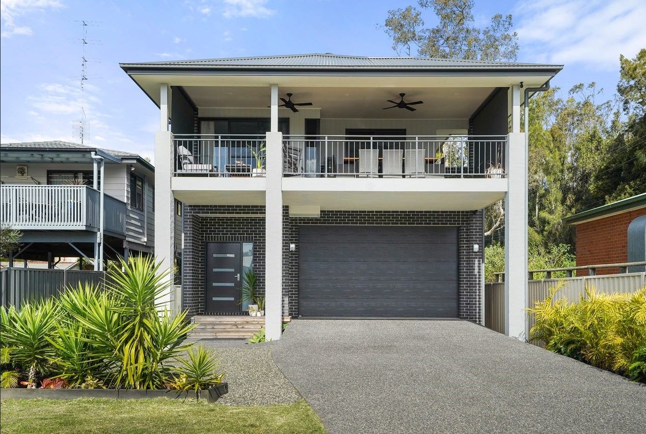 4 bedrooms House in 6 Cowell Street DORA CREEK NSW, 2264