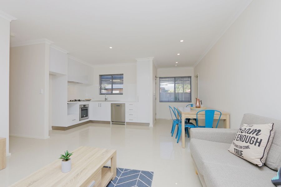 2/130 Sydenham Street, Kewdale WA 6105, Image 2