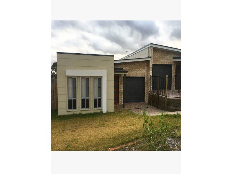 11b Cassidy Terrace, Mount Kynoch QLD 4350, Image 1