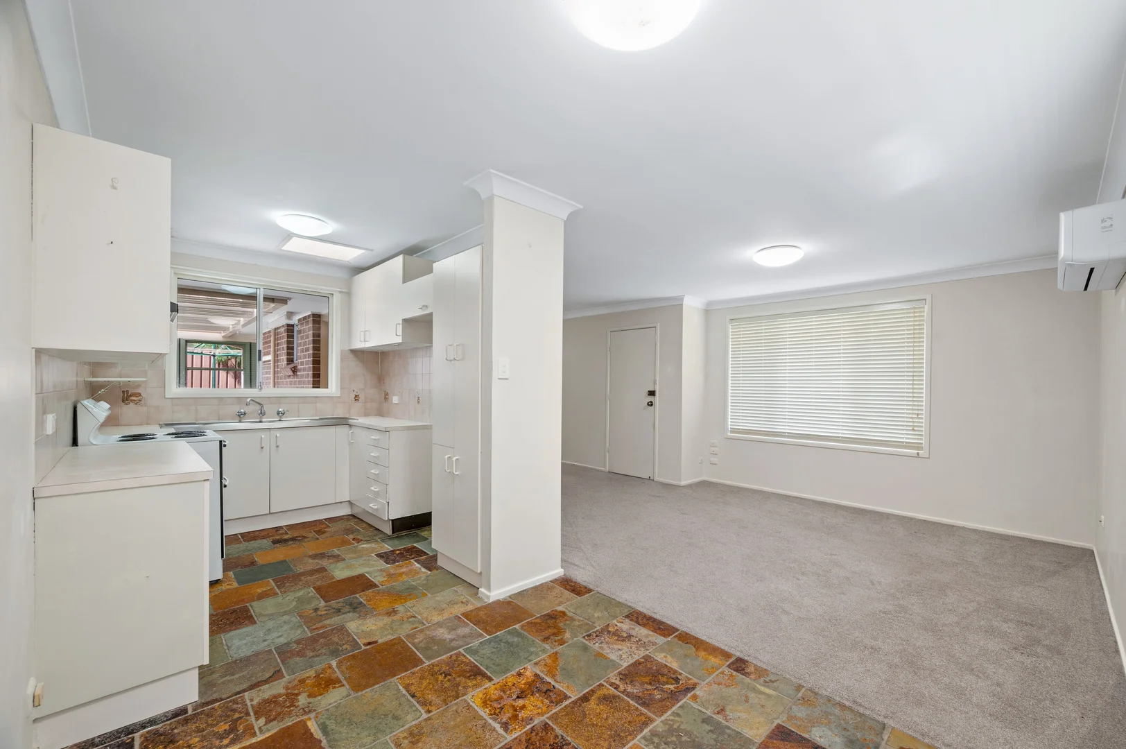 Additional image 6 of 2/212-222 Harrow Road, Glenfield NSW 2167