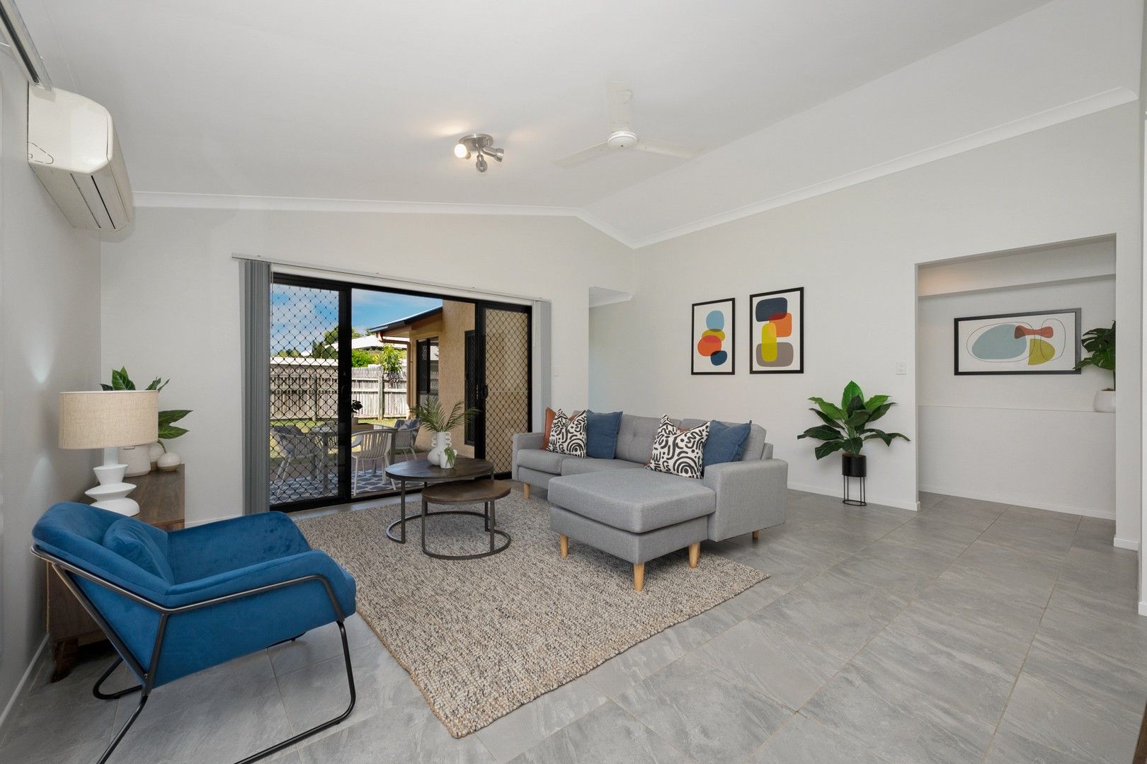 4 bedrooms House in 30 Mayneside Circuit ANNANDALE QLD, 4814