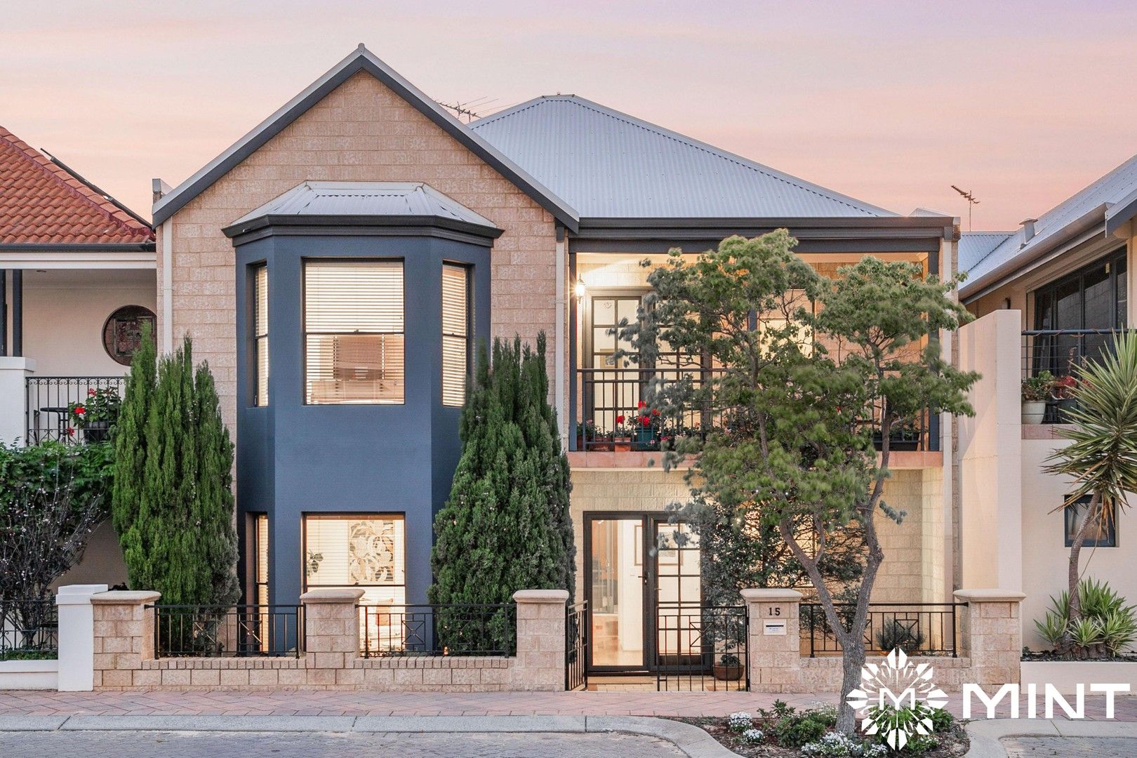 3 bedrooms House in 15 Tallow Tree Crescent SUBIACO WA, 6008