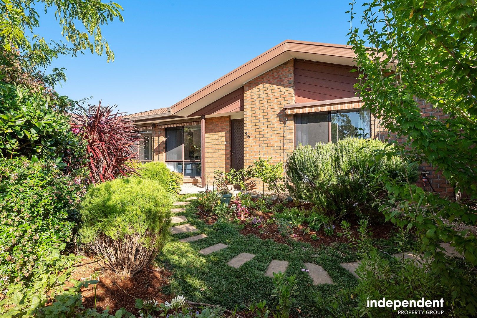 36 McLuckie Crescent, Banks ACT 2906, Image 0