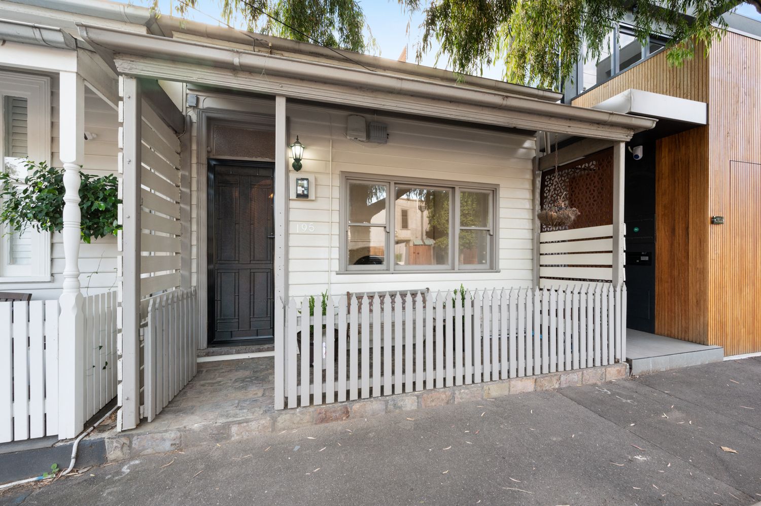 195 Ross Street, Port Melbourne Property History & Address Research