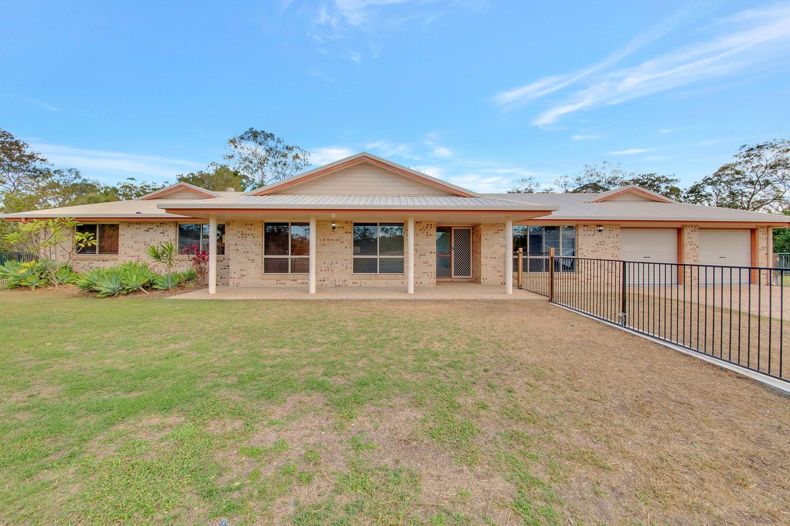 27 Aluminium Drive, Tannum Sands QLD 4680, Image 0