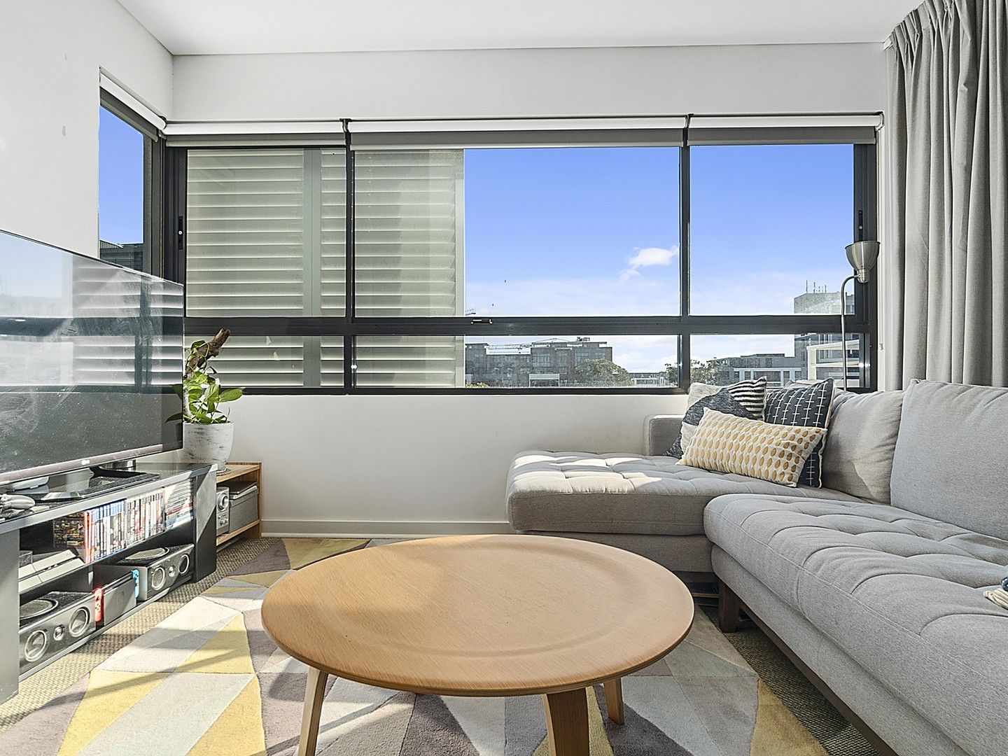 2 bedrooms Apartment / Unit / Flat in 601/95 Dalmeny Ave ROSEBERY NSW, 2018