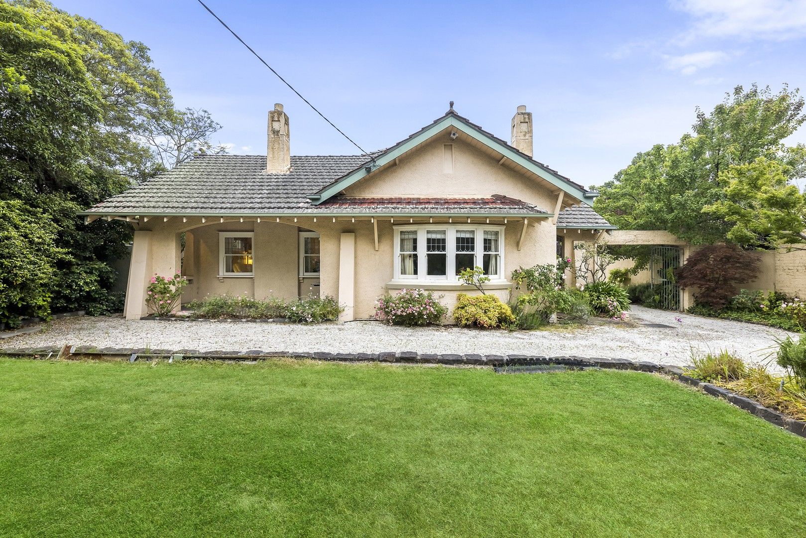 4 bedrooms House in 84 Balwyn Road BALWYN VIC, 3103