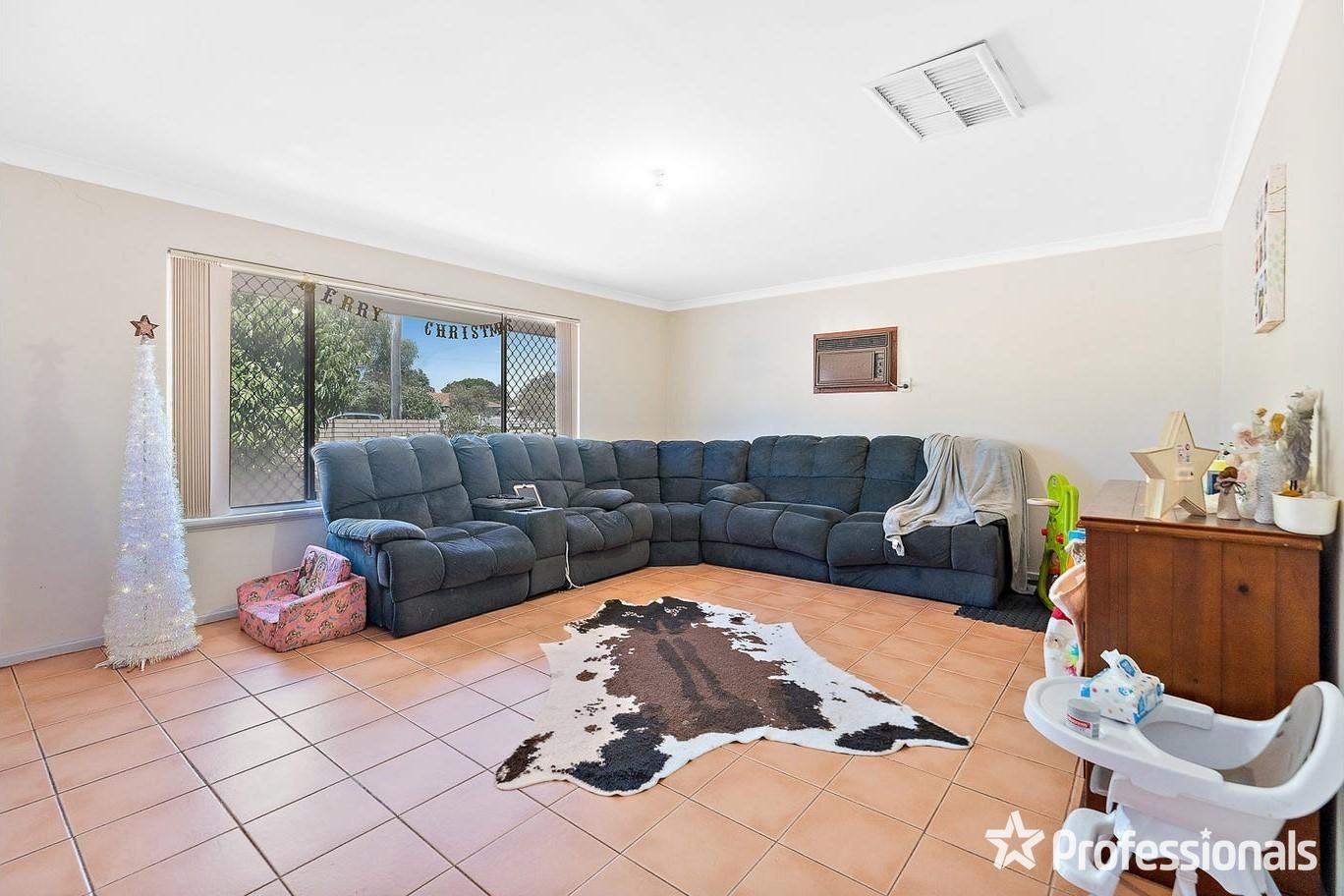 96 Mirrabooka Avenue, Koondoola WA 6064 House For Rent 520 Domain