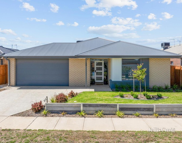 24 Steamboat Avenue, Winter Valley VIC 3358