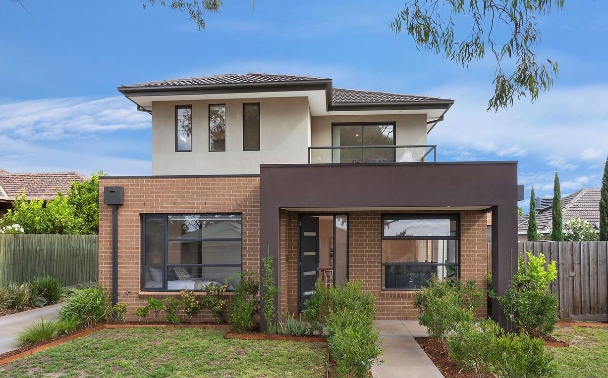 3 bedrooms Townhouse in 1/50 Waverley Road CHADSTONE VIC, 3148
