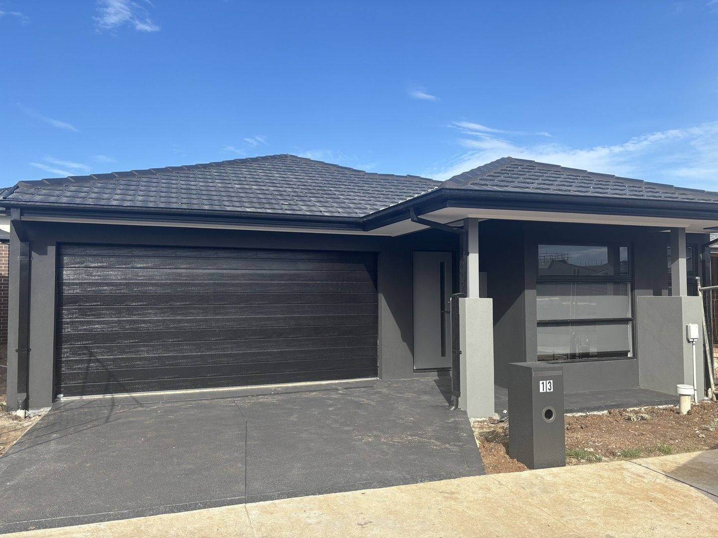 4 bedrooms House in 13 Sechura Road TRUGANINA VIC, 3029