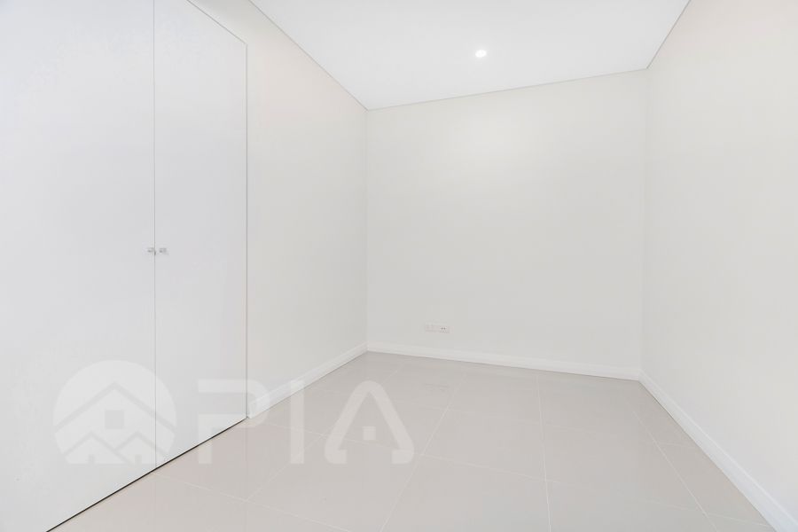 1 bedrooms Apartment / Unit / Flat in 910/12 East Street GRANVILLE NSW, 2142