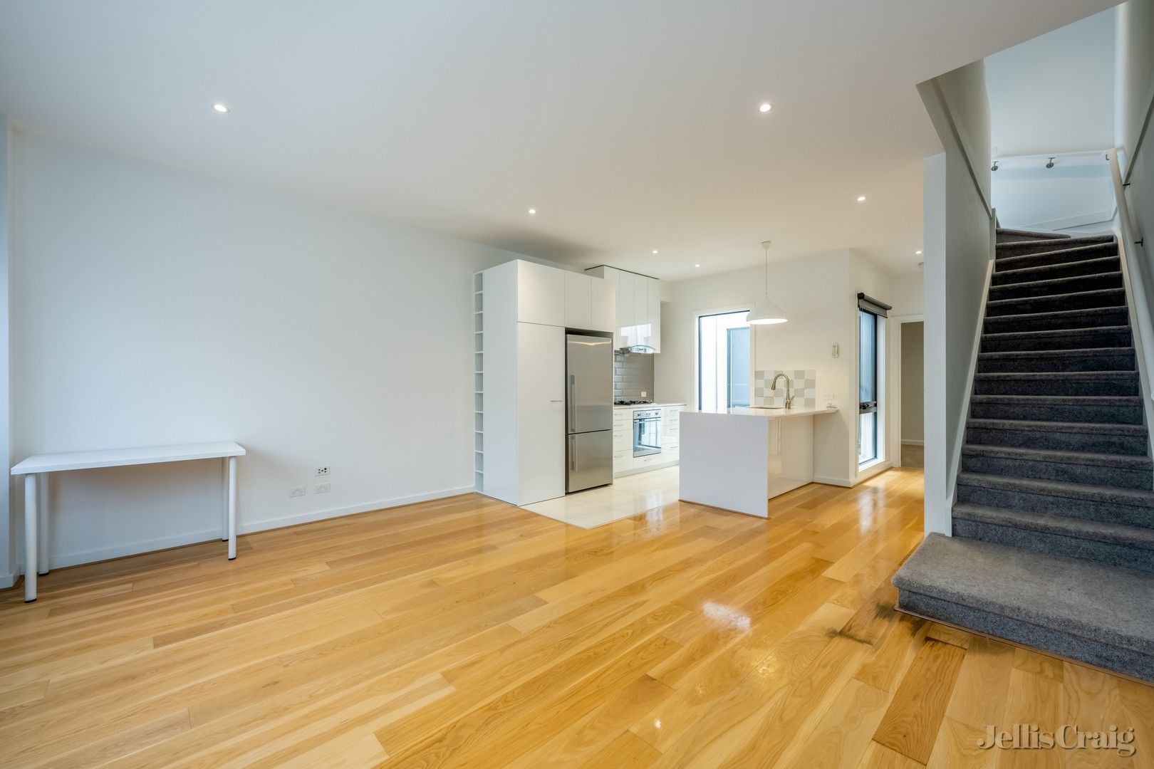 3 bedrooms Townhouse in 71 Amelia Street BRUNSWICK VIC, 3056