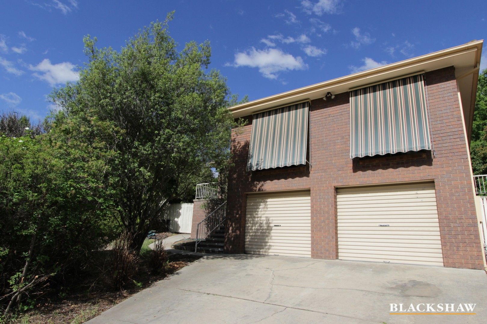 9 Doyle Place, Queanbeyan NSW 2620, Image 0