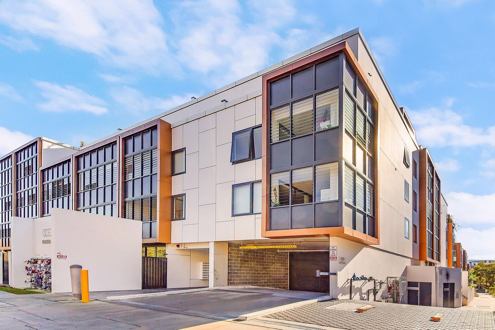 1 bedrooms Apartment / Unit / Flat in 406/16-22 Sturdee Parade DEE WHY NSW, 2099