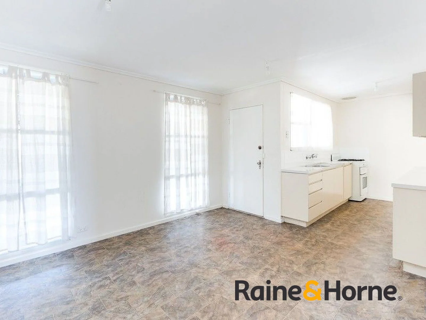 Additional image 7 of 6 Kurt Place, Cranbourne VIC 3977