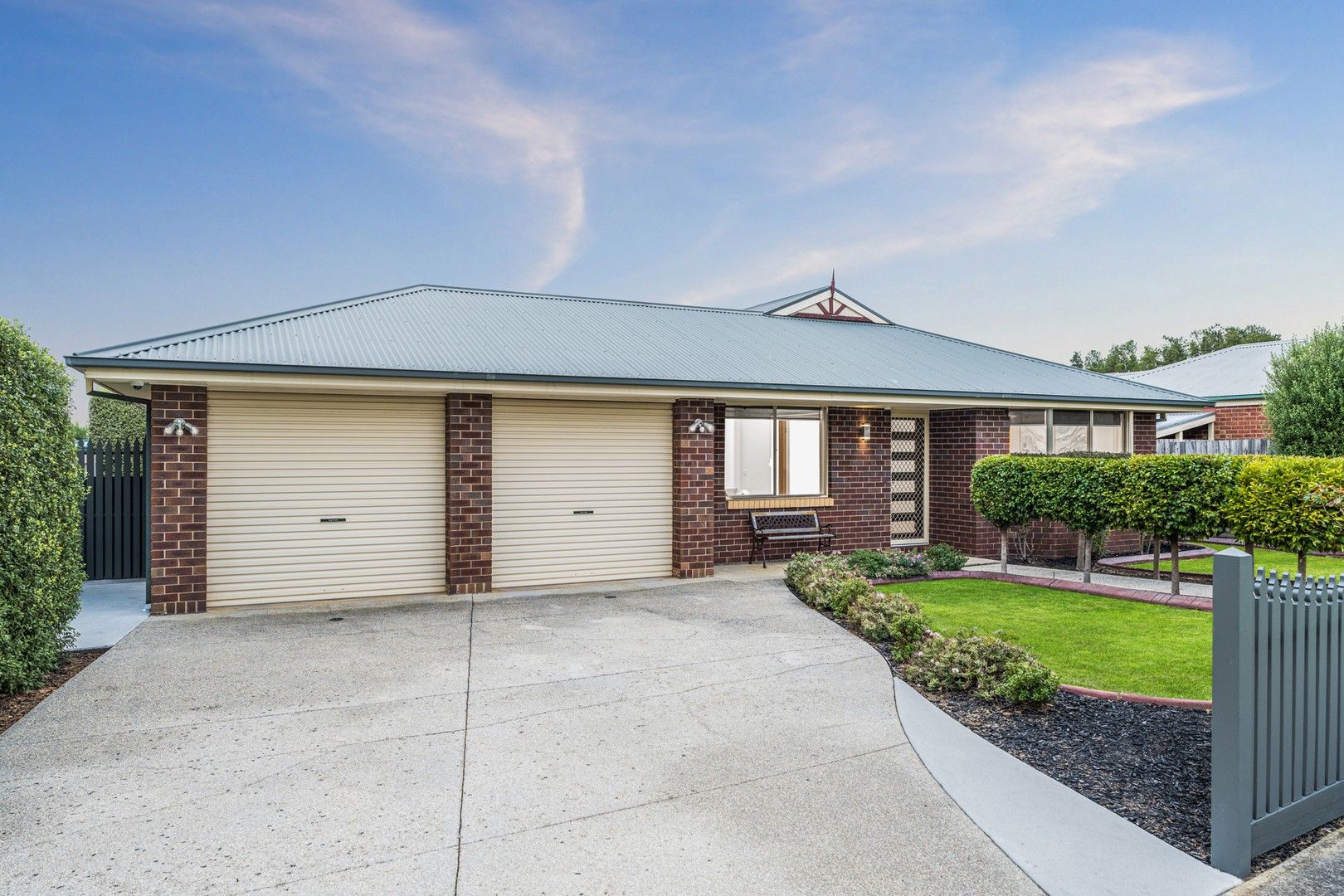 3 bedrooms House in 11 Oakwood Crescent WAURN PONDS VIC, 3216