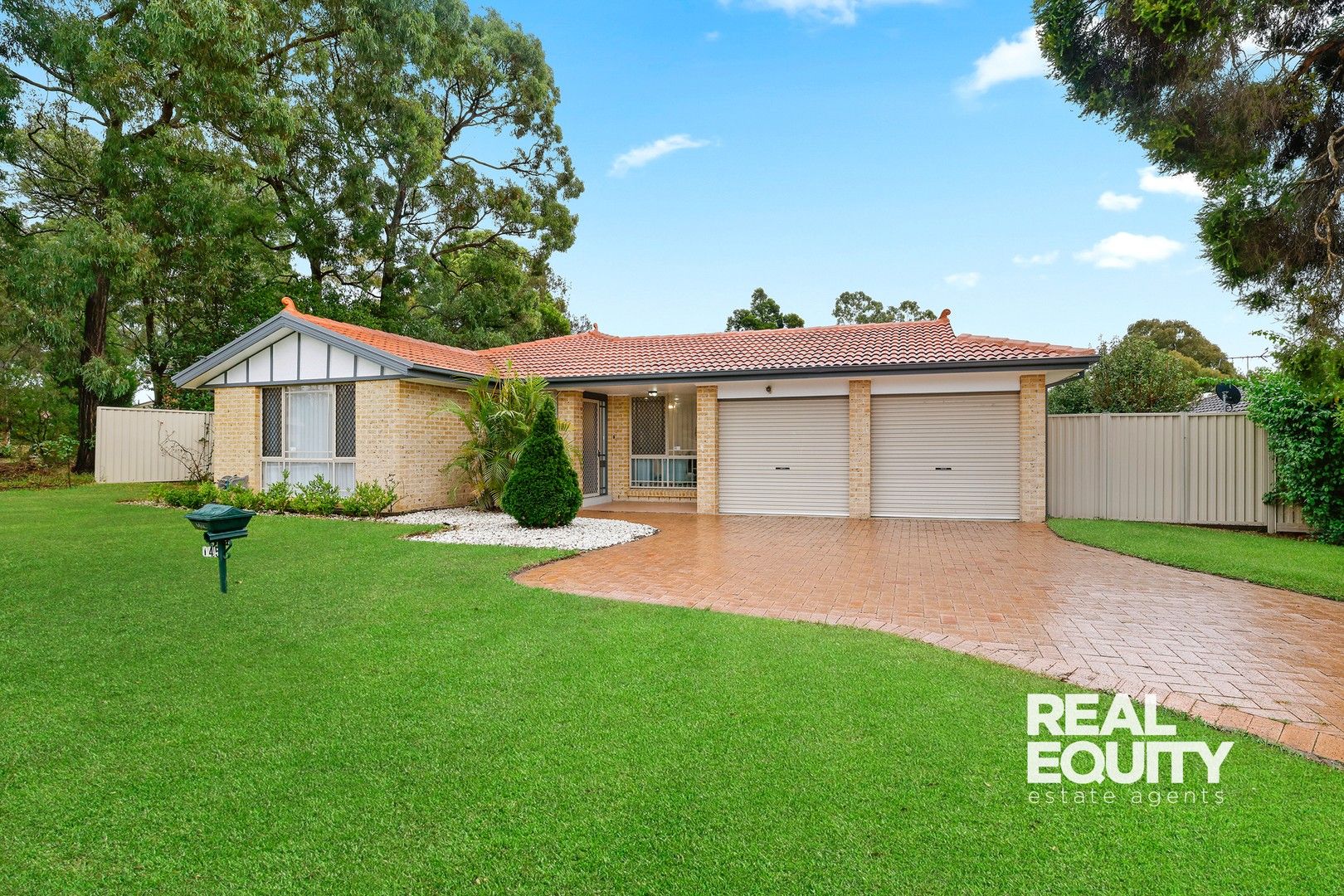 4 bedrooms House in 145 Australis Avenue WATTLE GROVE NSW, 2173