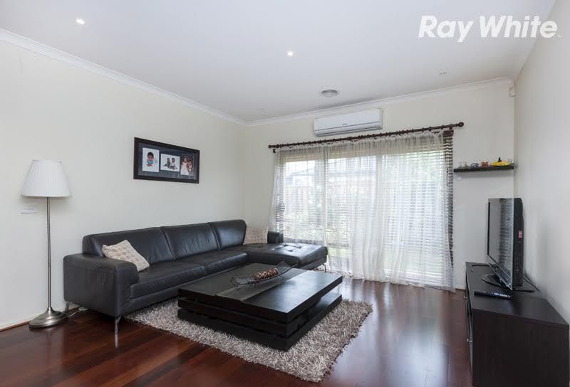 22 Treehaven Way, Doreen VIC 3754, Image 2