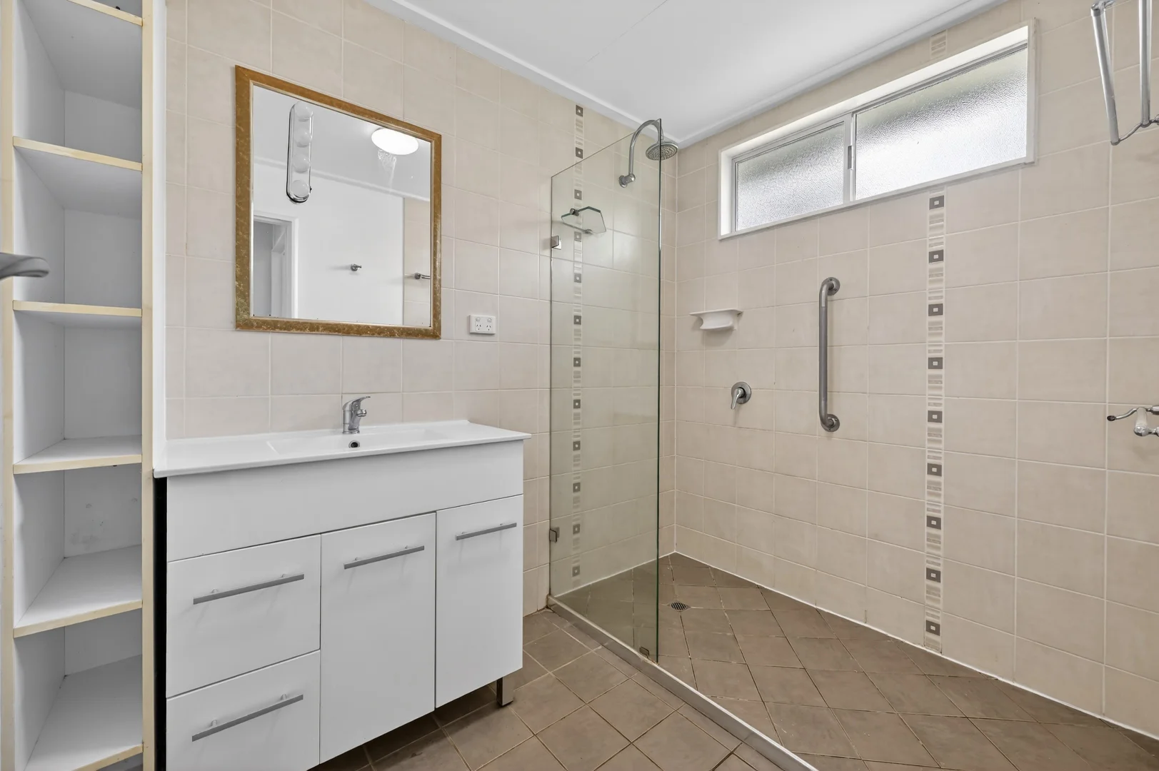 Additional image 11 of 3 Lister Crescent, Wulguru QLD 4811