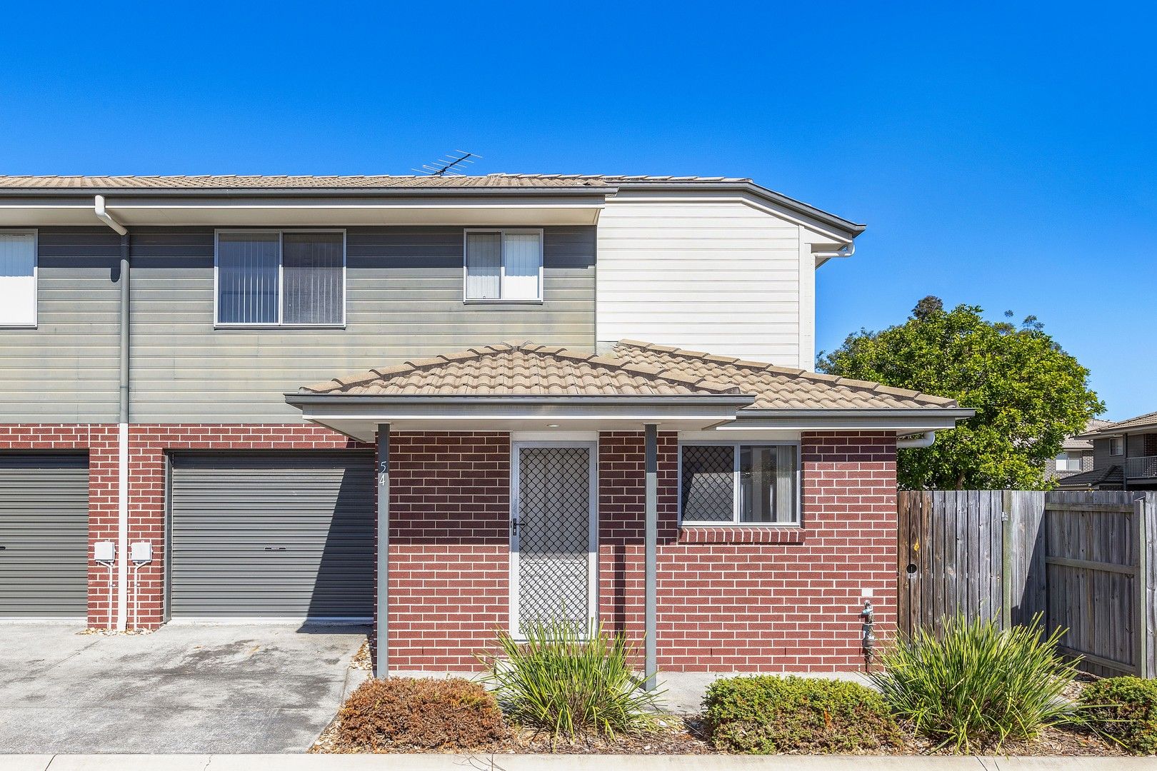 3 bedrooms Townhouse in 54/6 Clearwater Street BETHANIA QLD, 4205