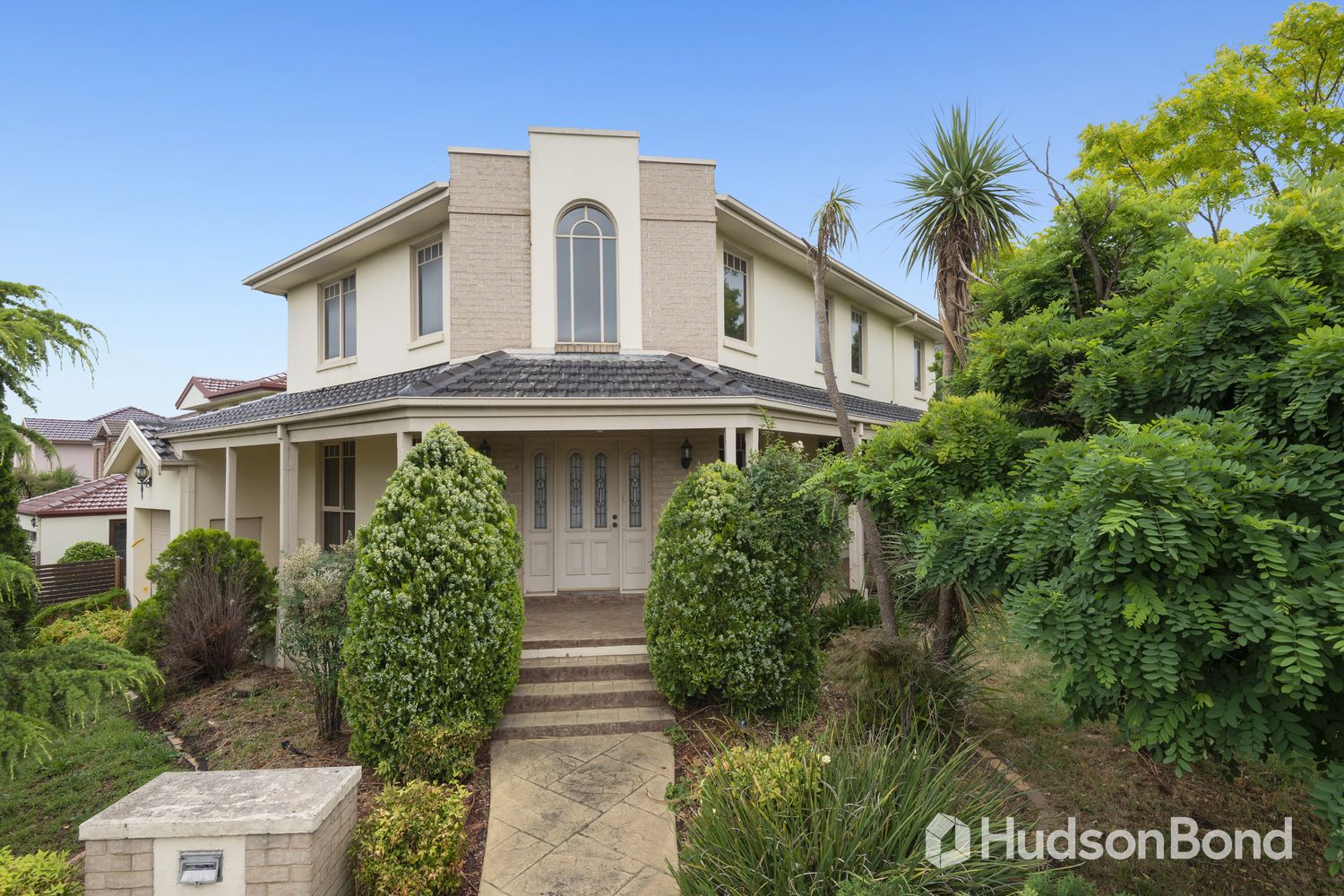 5 bedrooms House in 47 Henry Street DONCASTER VIC, 3108