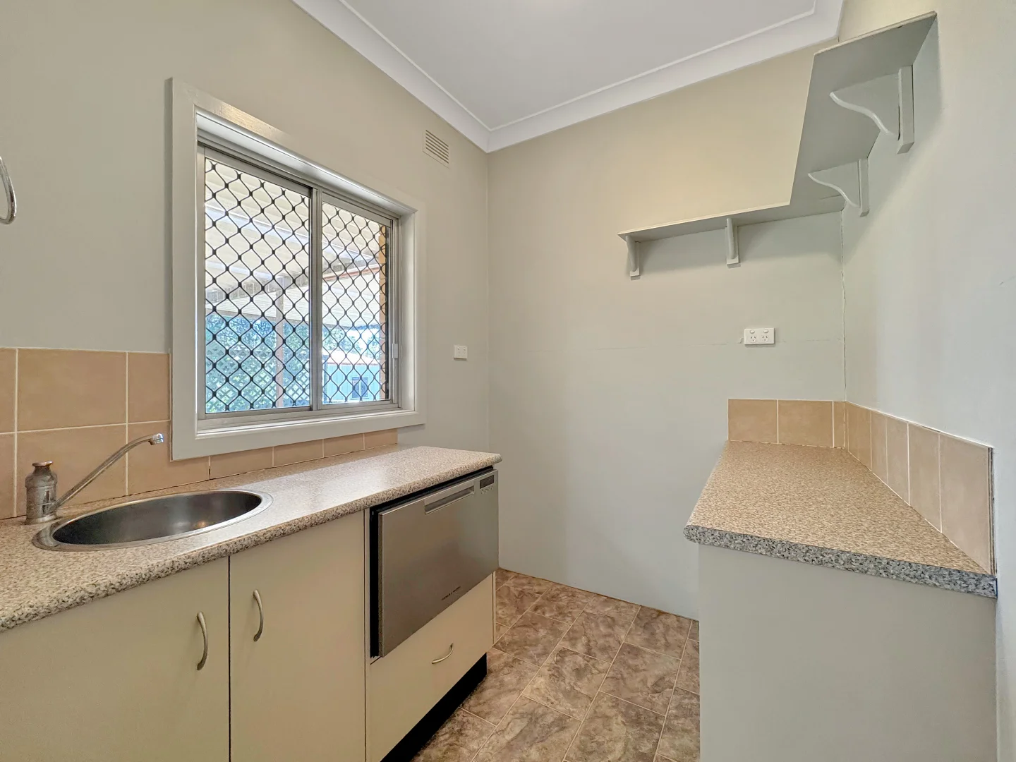 Additional image 5 of 2 Laughton Street, Dubbo NSW 2830