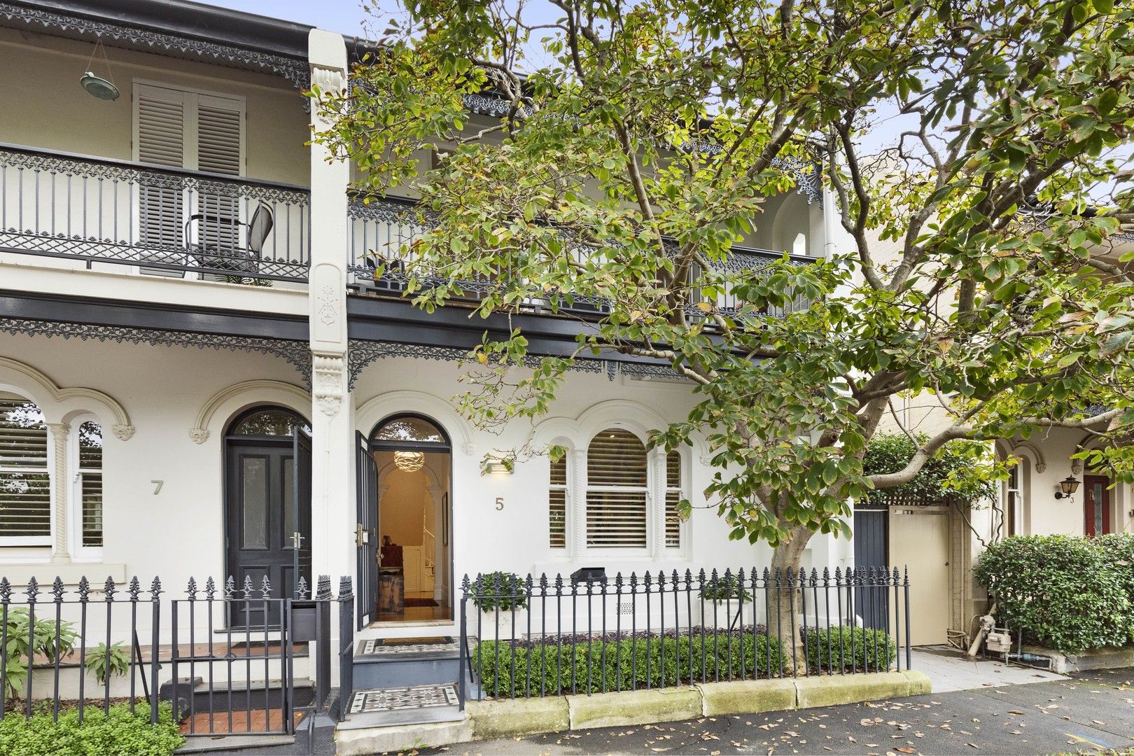 5 The Avenue, Balmain East NSW 2041, Image 0