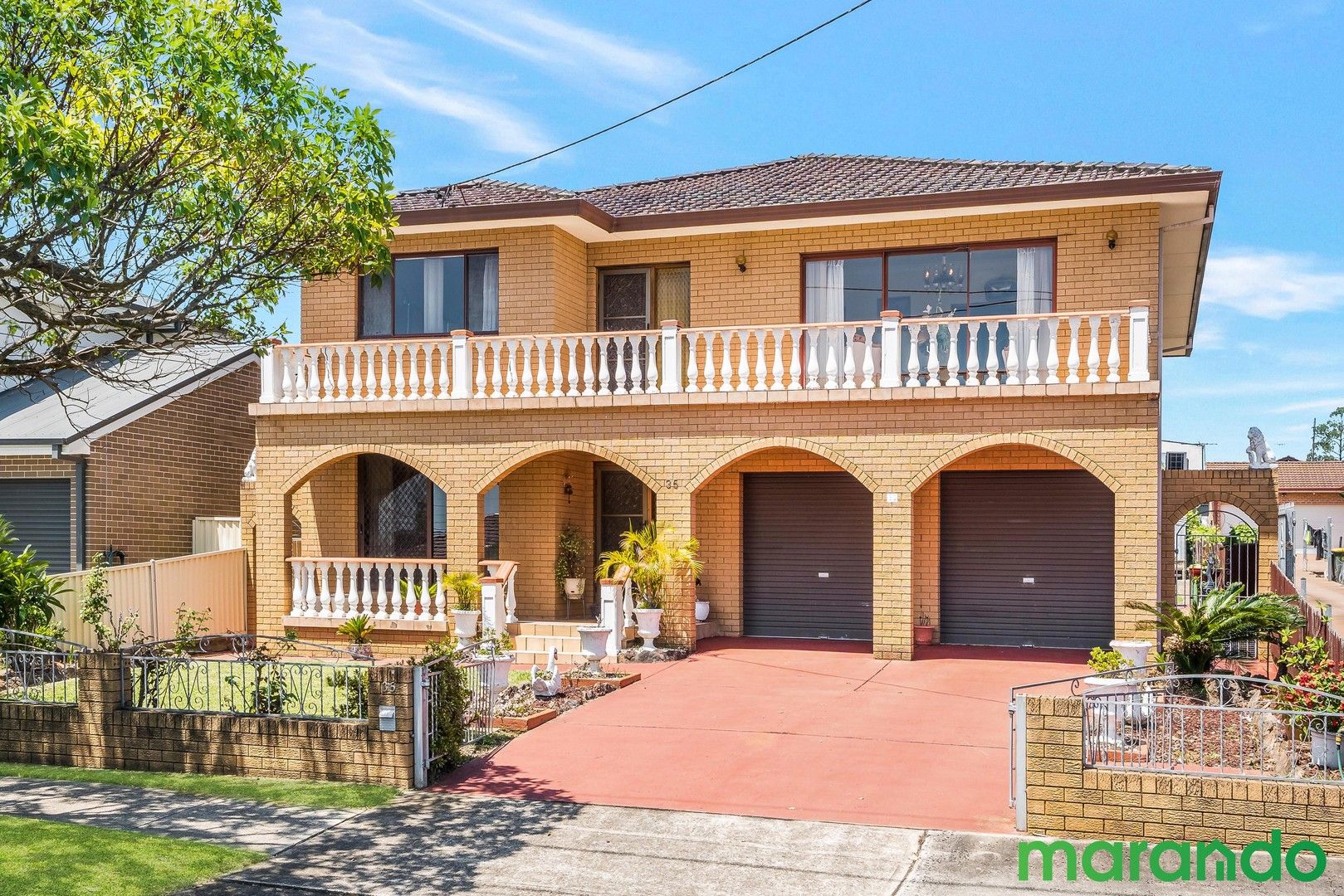 5 bedrooms House in 35 Eton Street SMITHFIELD NSW, 2164
