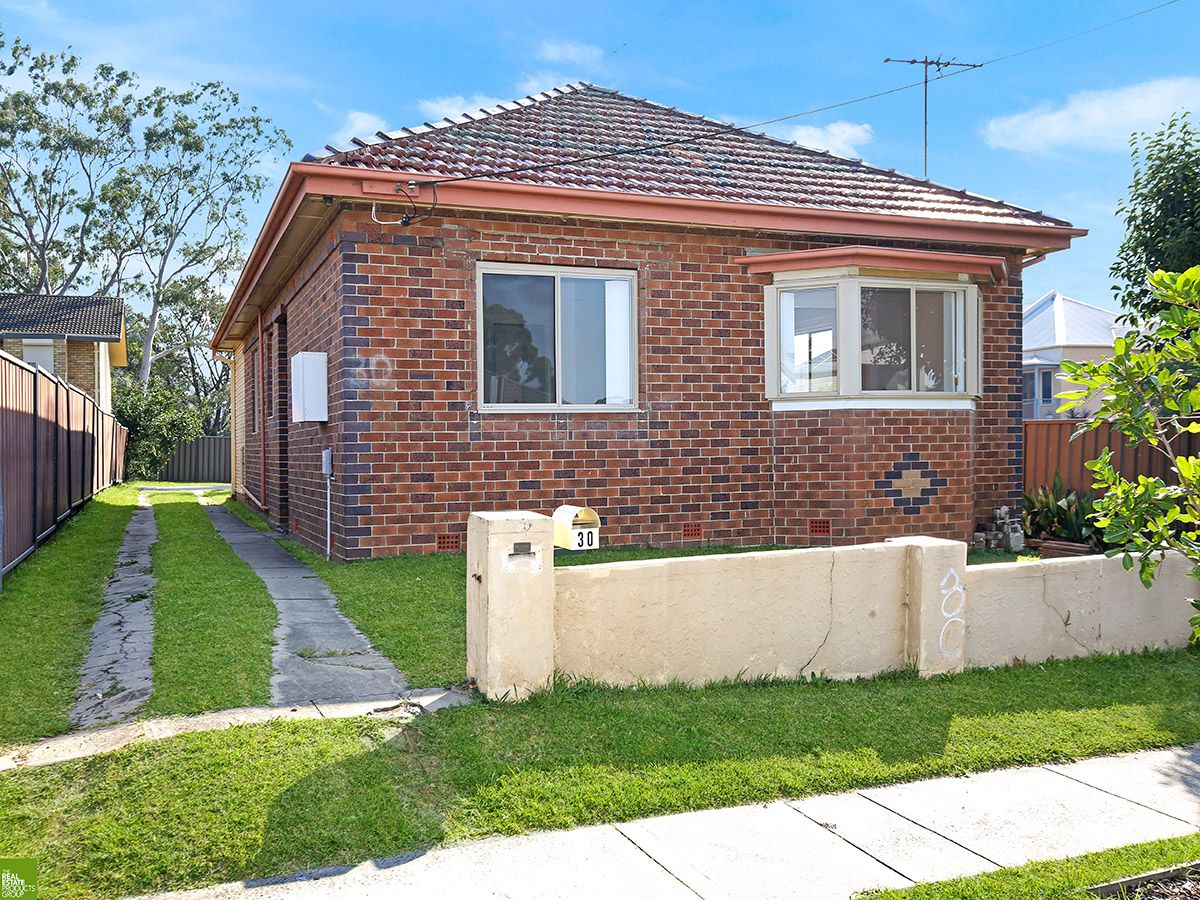 30 Fisher Street, West Wollongong NSW 2500, Image 0