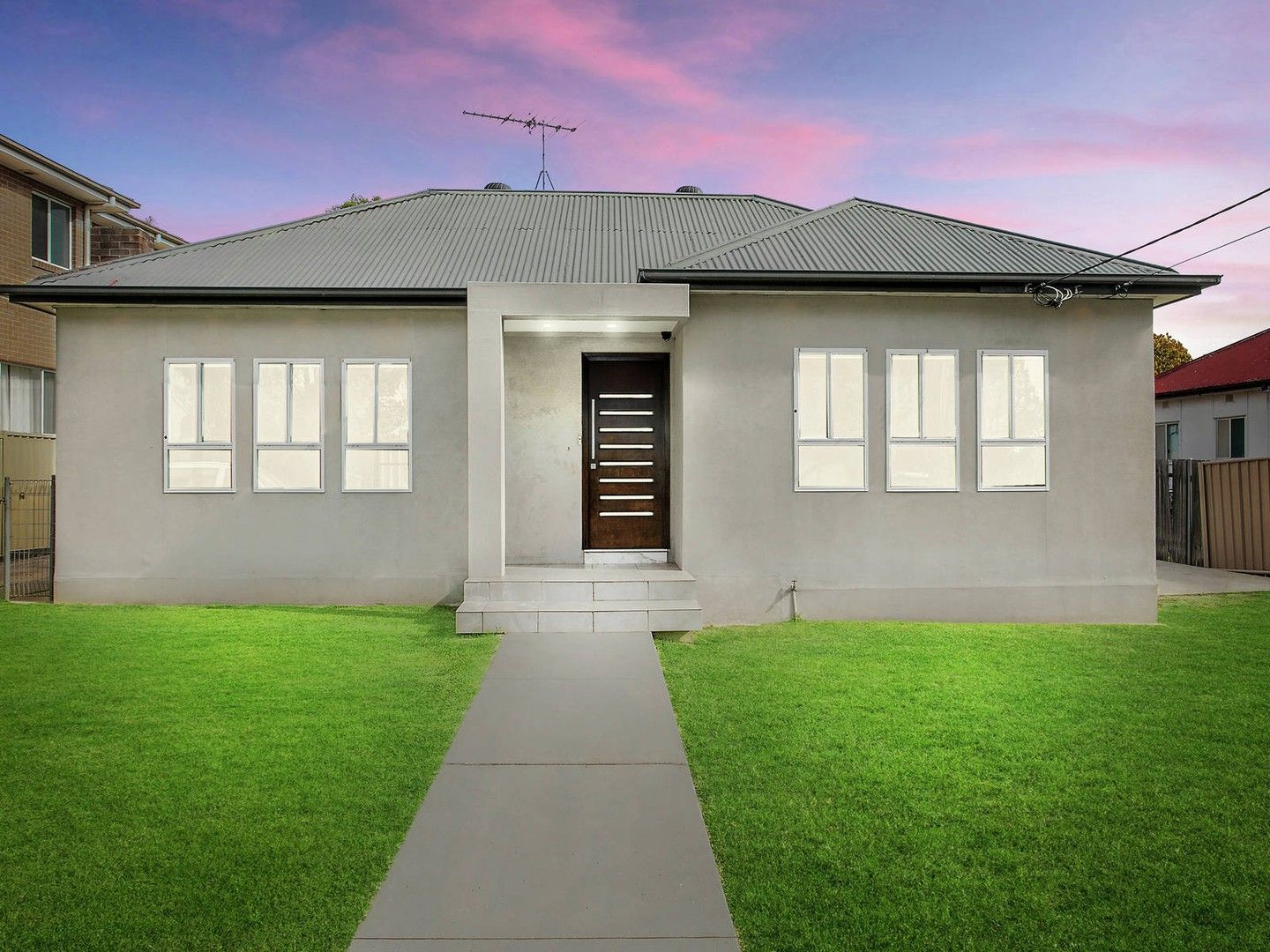 2 bedrooms House in 11 Truscott Street PANANIA NSW, 2213
