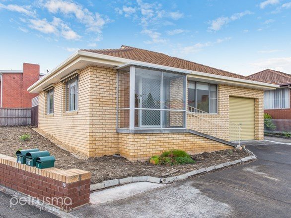 1/15 Cross Street, New Town TAS 7008