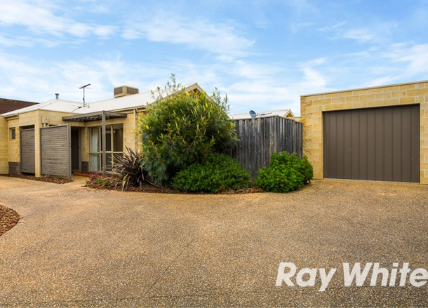 2/15 Albert Street, Hastings VIC 3915