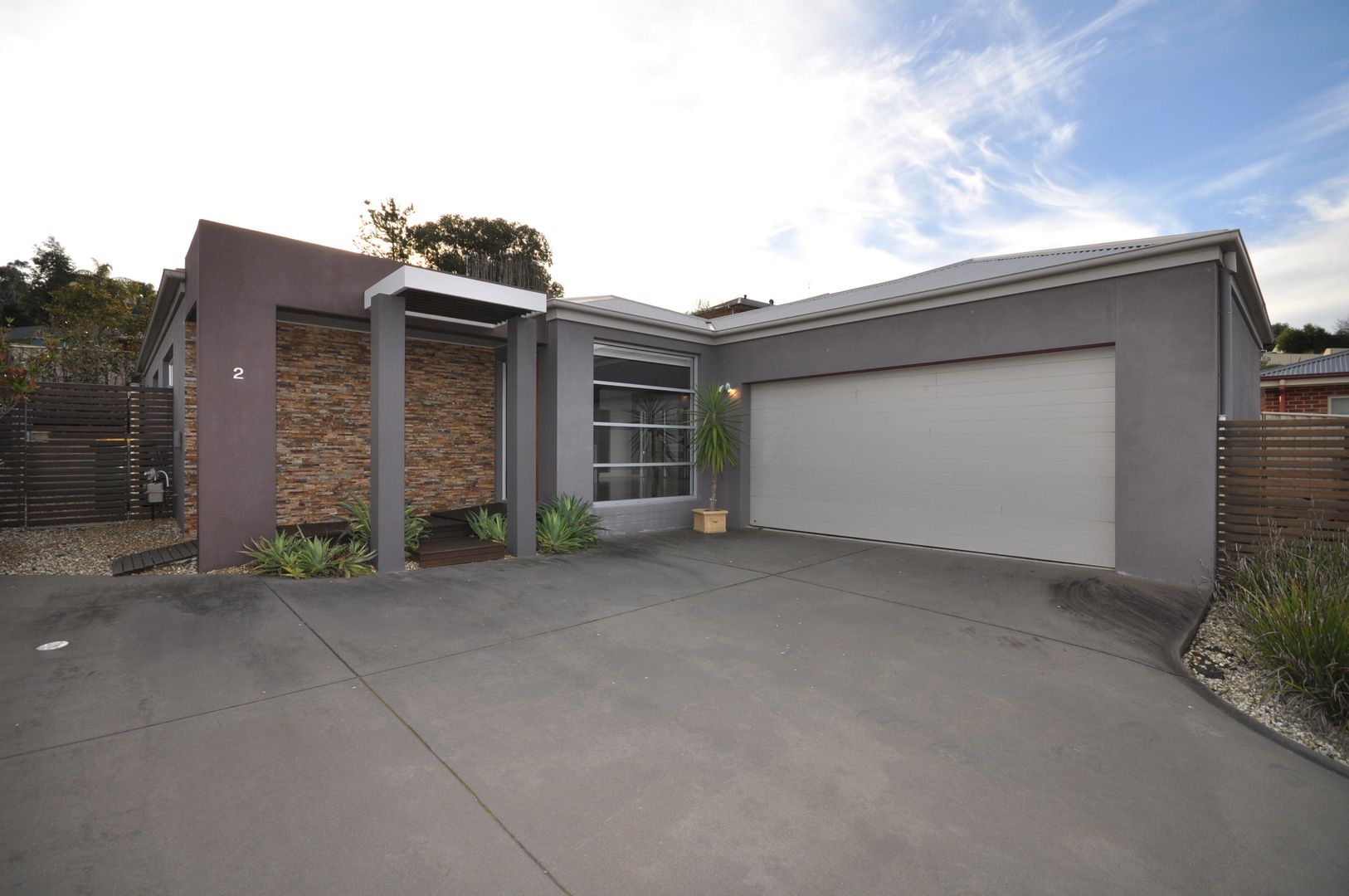 2/939 Malaguena Avenue, Glenroy NSW 2640