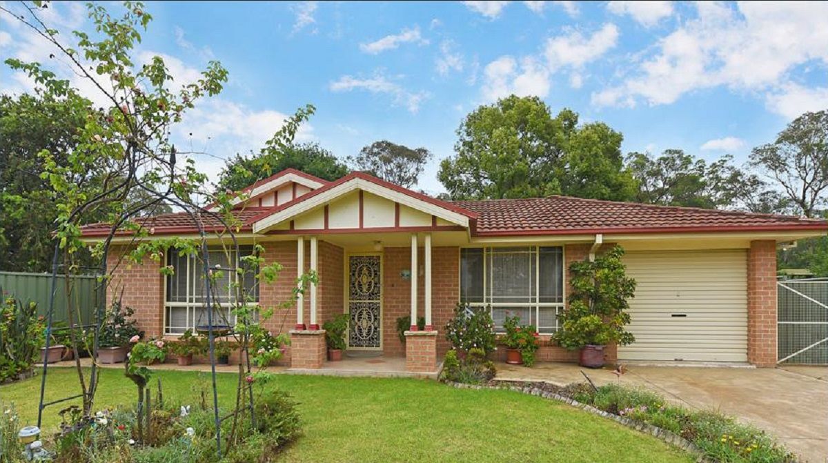 45 Fraser Street, Tahmoor NSW 2573