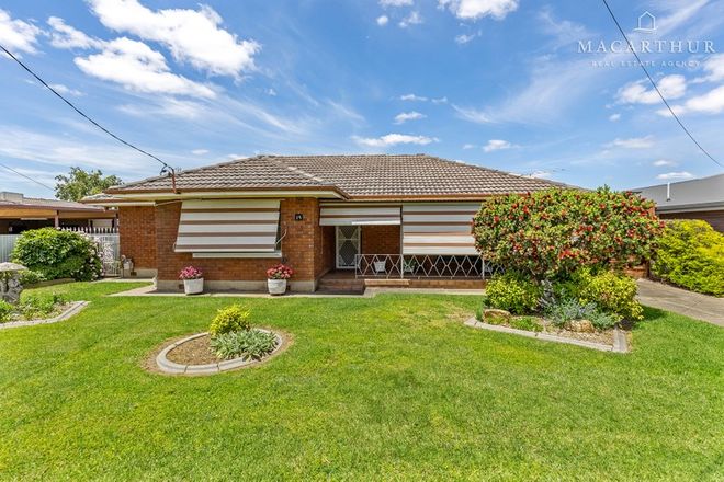 Picture of 15 Inglis Street, LAKE ALBERT NSW 2650