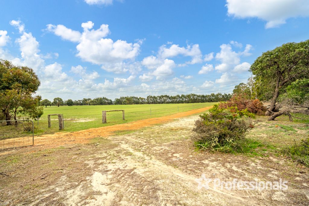 Lot 102 Goulden Road, Sabina River WA 6280, Image 2