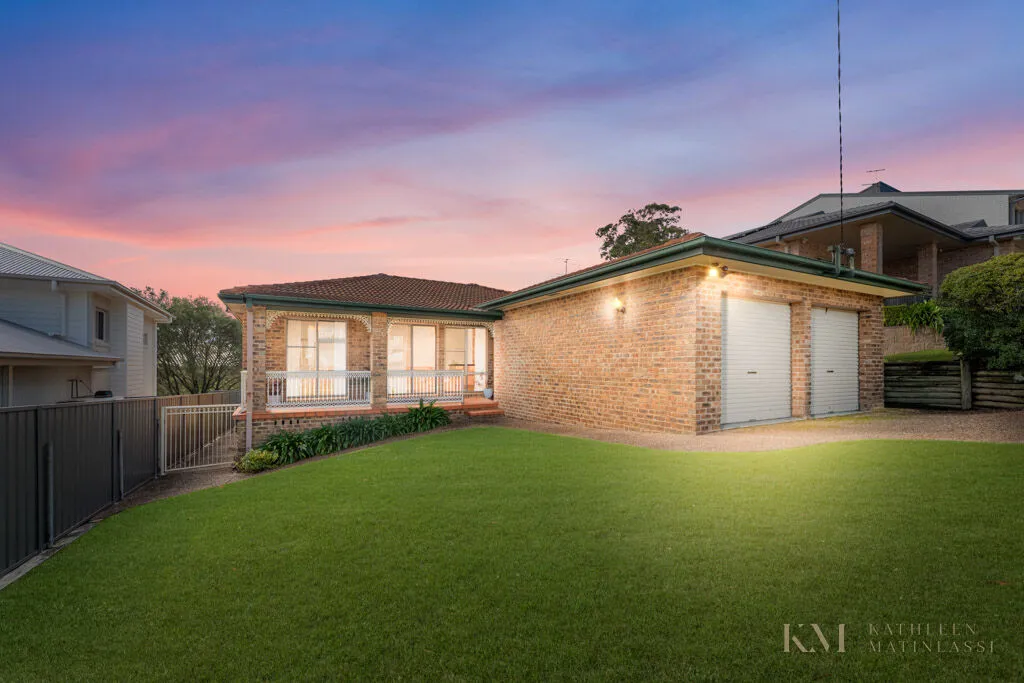Quality Level Home, Walk to Lakeside and Shops, Valentine