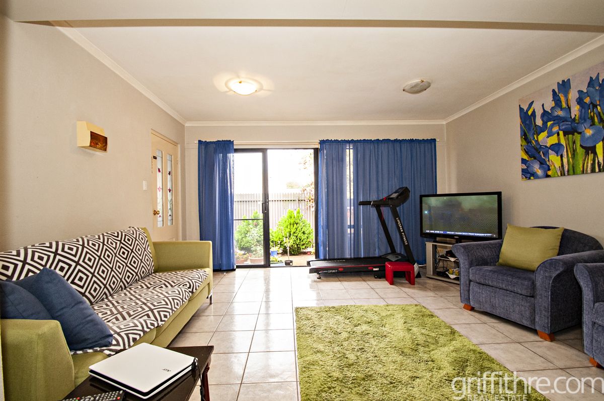 1/174 Yambil Street, Griffith NSW 2680, Image 1