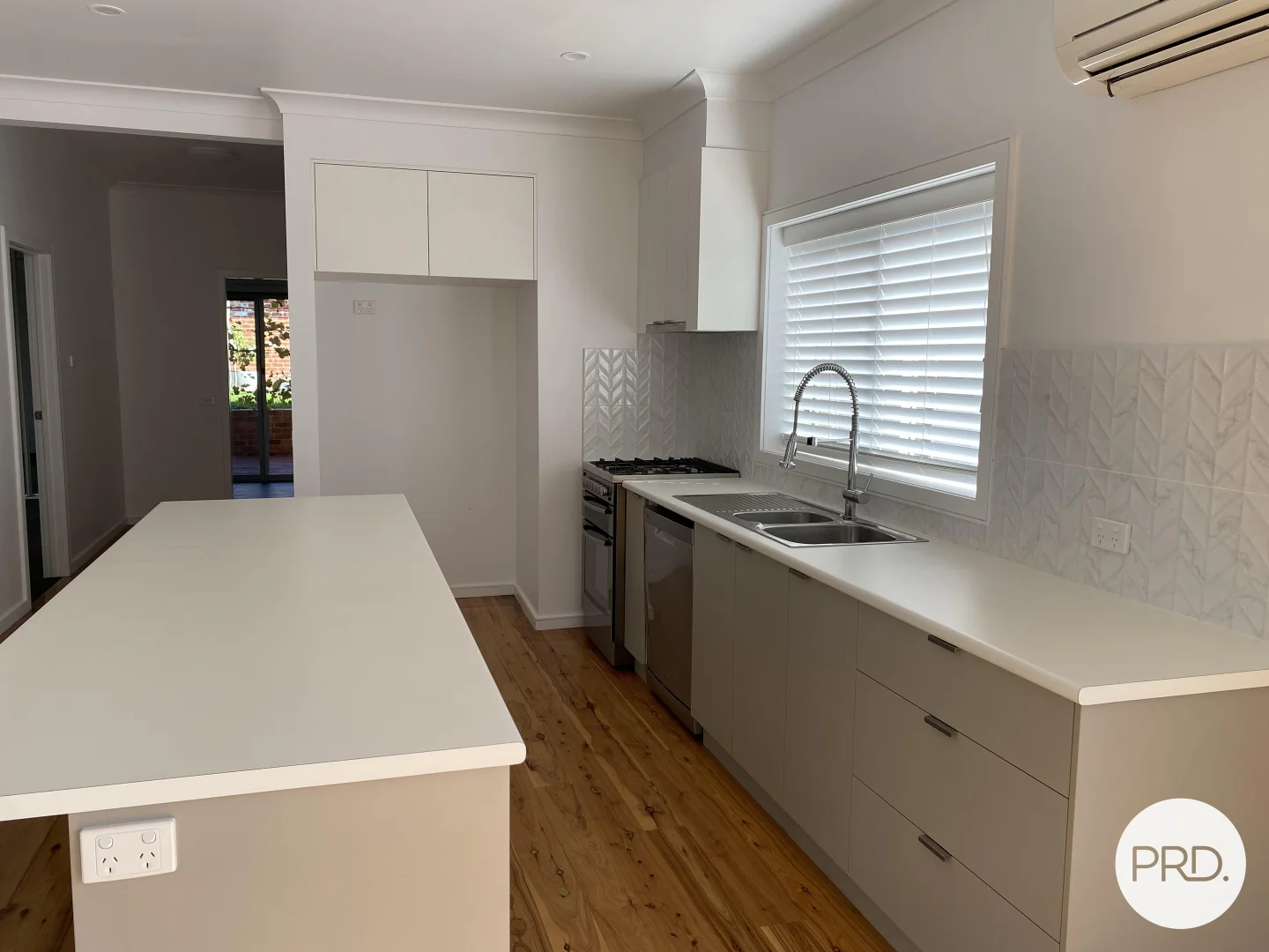 Additional image 3 of 859 Tenbrink Street, Glenroy NSW 2640
