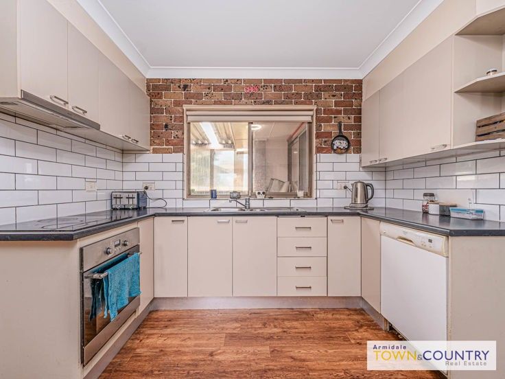 6 Solomon Avenue, Armidale NSW 2350, Image 1